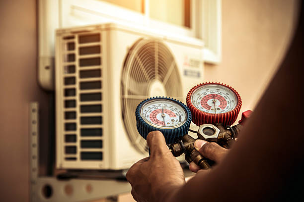 Professional Ductwork Repair technician working in North Lake, WI